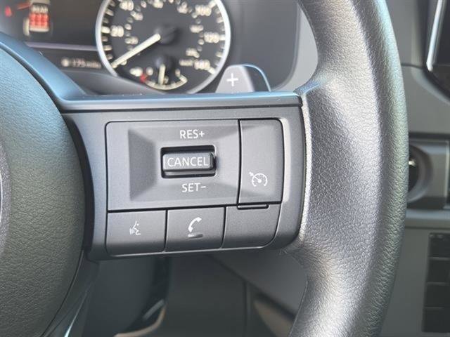 New 2025 Nissan Pathfinder S image 12