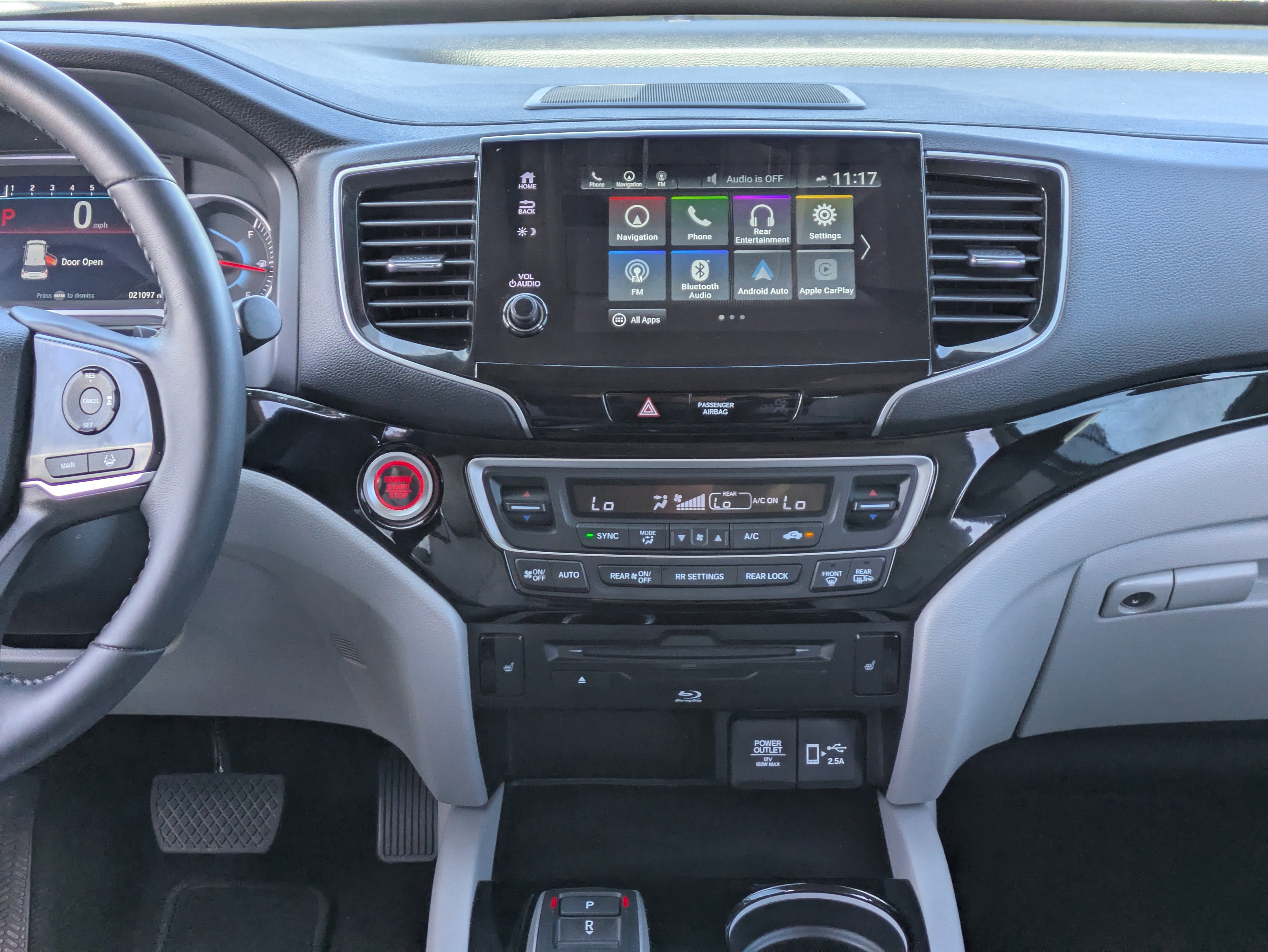 Used 2022 Honda Pilot Touring image 18