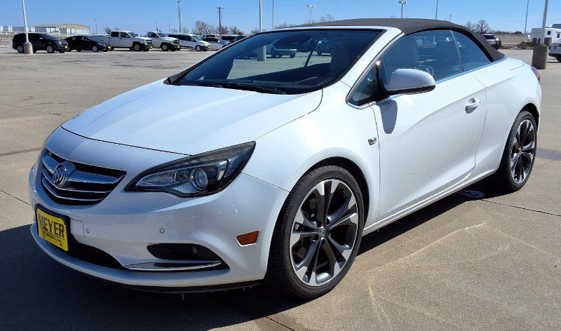 Used 2016 Buick Cascada Premium image 4