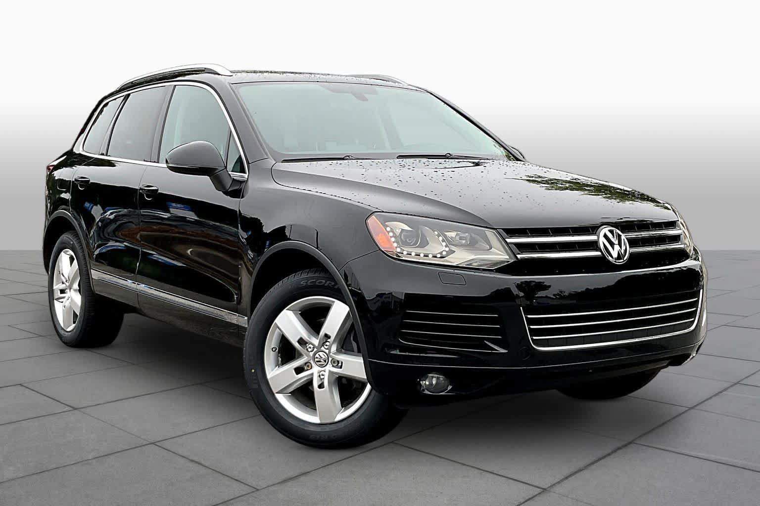 Used 2013 Volkswagen Touareg VR6 AWD/4WD image 2