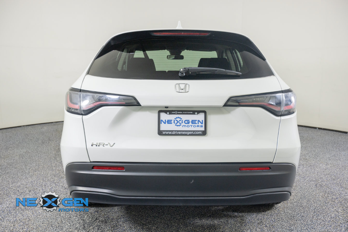 Used 2024 Honda HR-V LX image 33