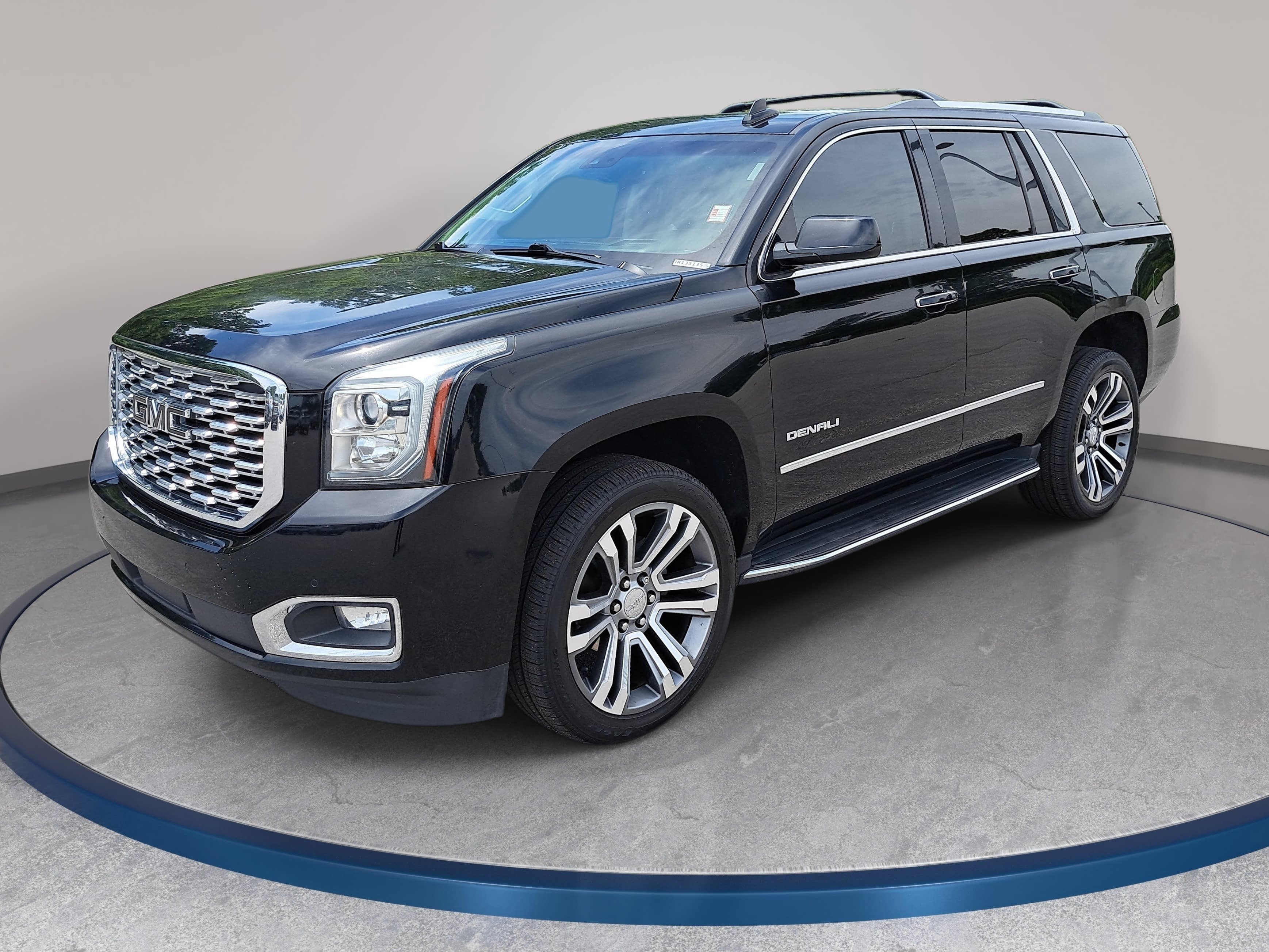 Used 2018 GMC Yukon Denali w/ Open Road Package AWD/4WD image 1