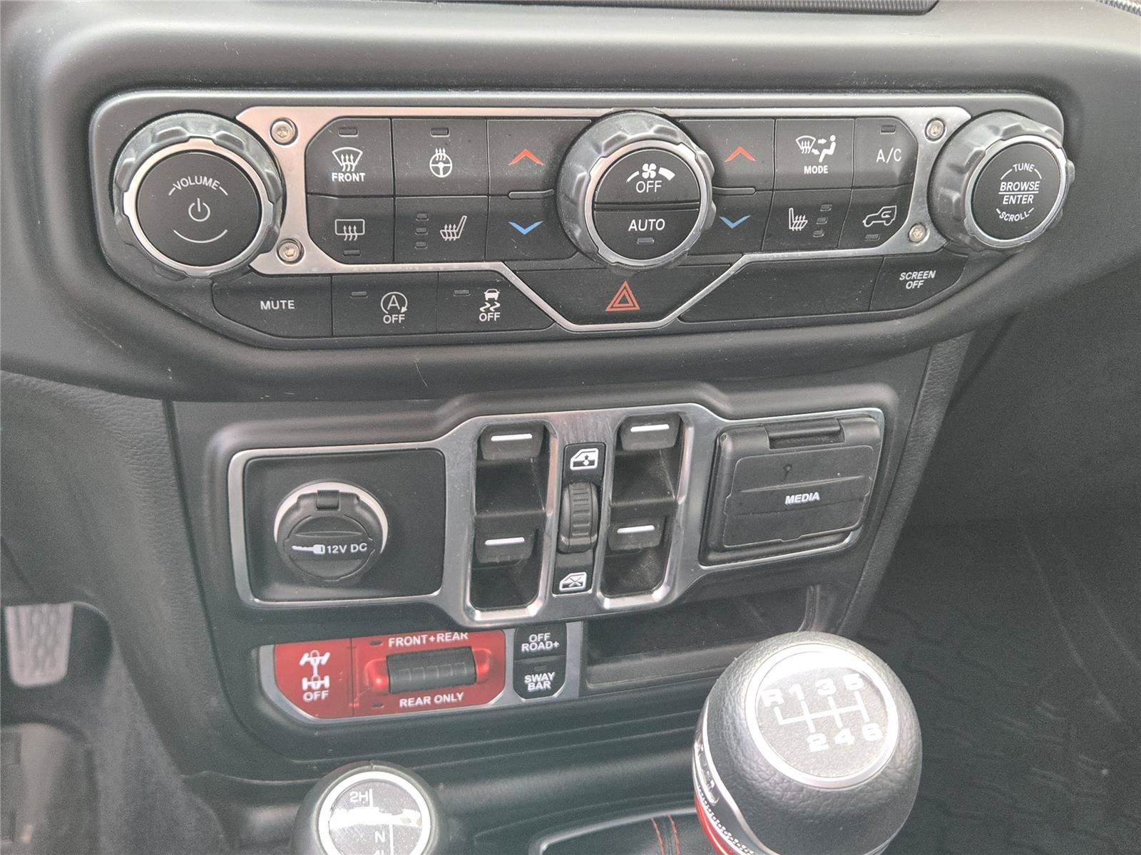 Used 2021 Jeep Wrangler Unlimited Rubicon AWD/4WD image 26