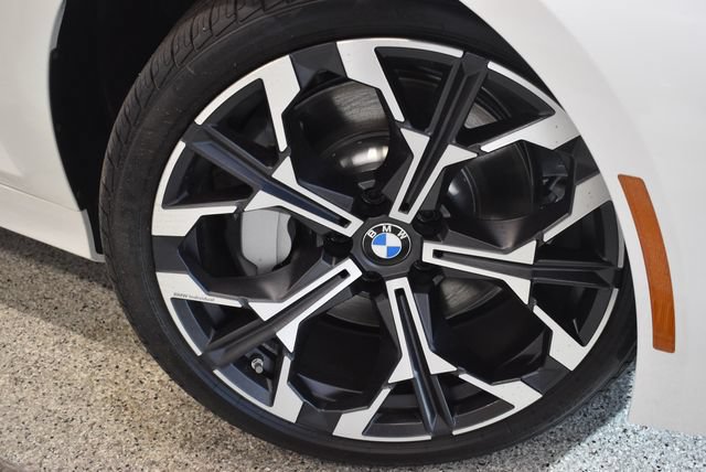 New 2026 BMW 330i xDrive Sedan w/ Convenience Package AWD/4WD image 29