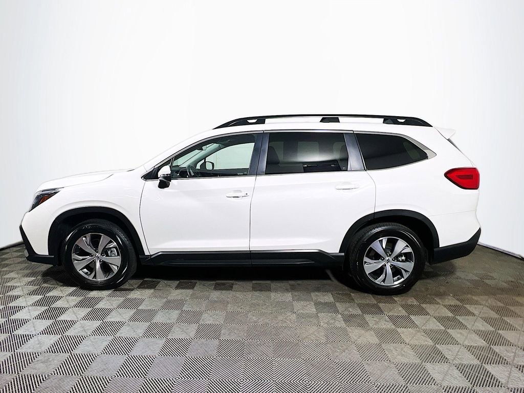 Used 2023 Subaru Ascent Premium w/ Convenience Package image 4