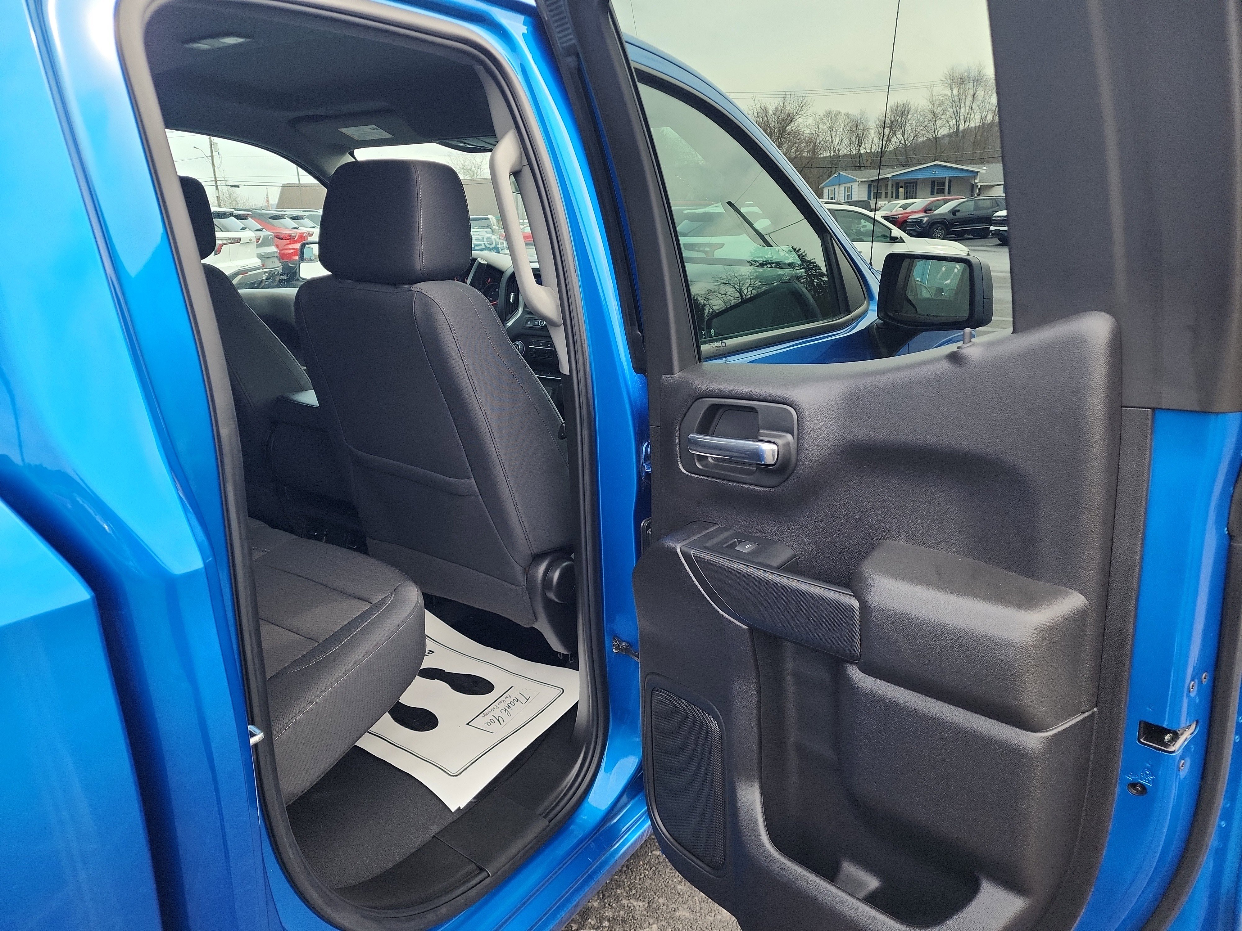 Used 2024 Chevrolet Silverado 1500 Custom image 31
