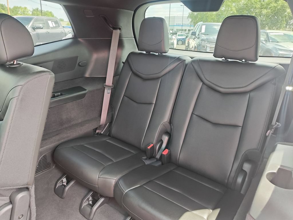 Used 2024 Cadillac XT6 Luxury AWD/4WD image 24