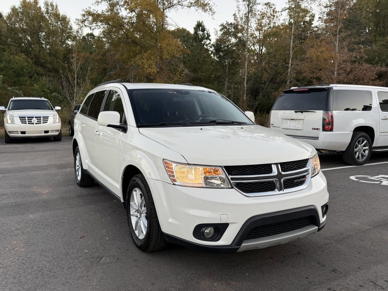 Used 2017 Dodge Journey SXT w/ Comfort/Convenience Group