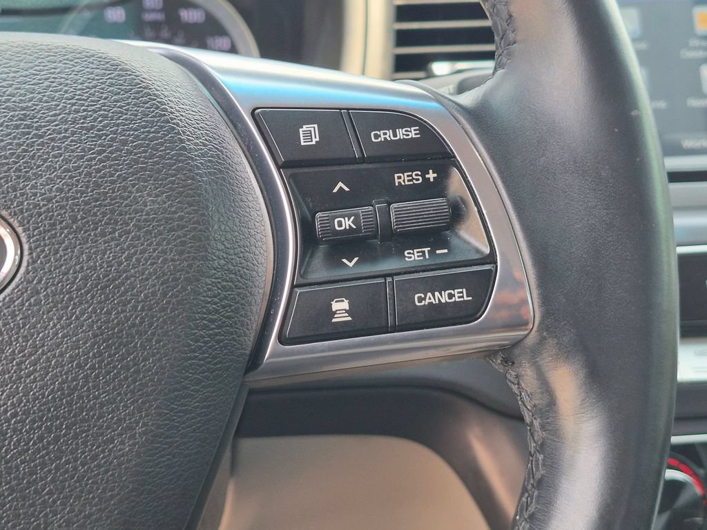 Used 2018 Hyundai Sonata Limited w/ Limited Ultimate Package 03 FWD image 18