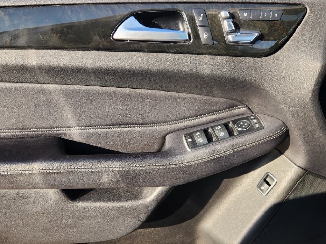 Used 2018 Mercedes-Benz GLE 350 image 17