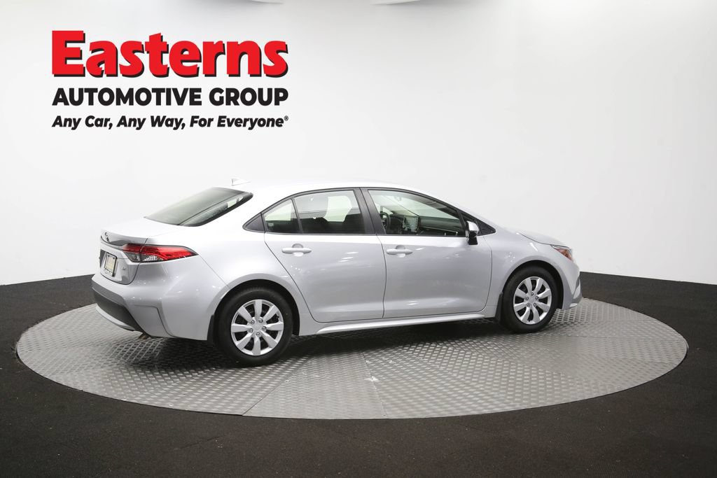 Used 2022 Toyota Corolla LE FWD image 41