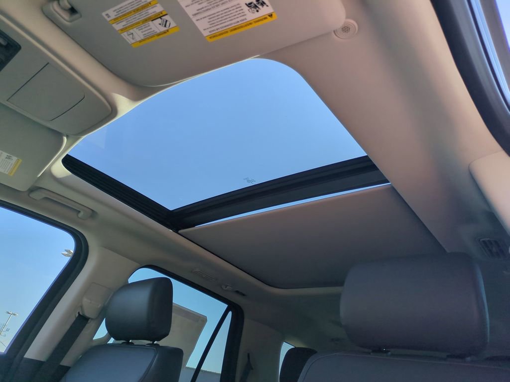 New 2026 Ford Expedition Active AWD/4WD image 17