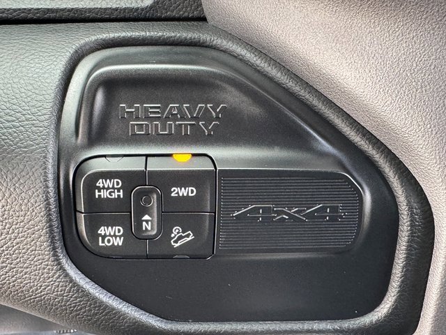 Used 2020 RAM 2500 Big Horn w/ Level 2 Equipment Group image 28