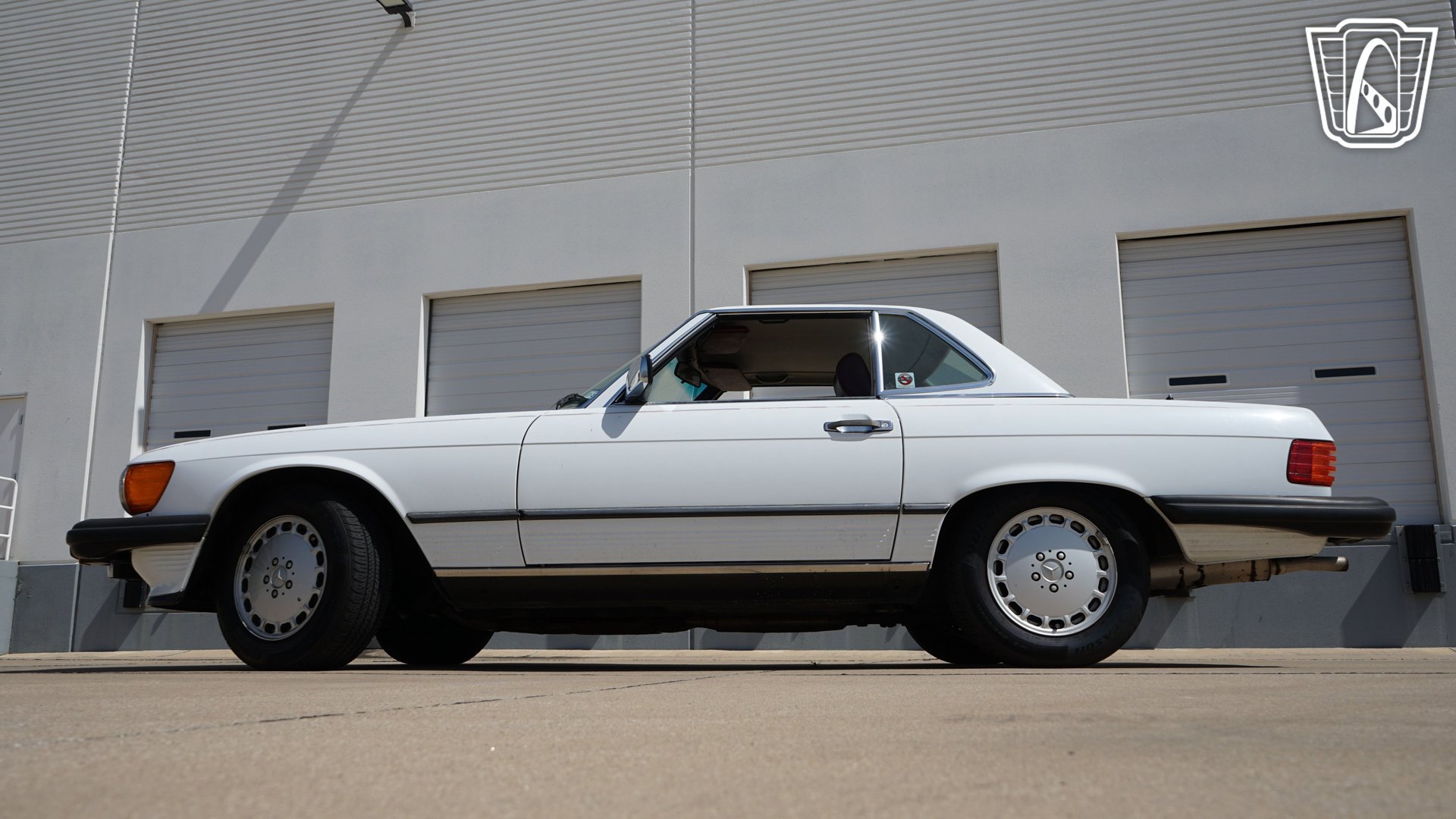 Used 1989 Mercedes-Benz 560 SL image 7