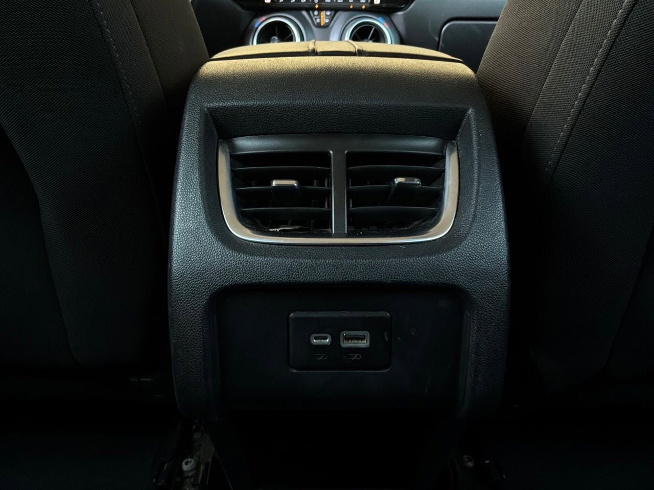Used 2020 Chevrolet Blazer LT FWD image 13