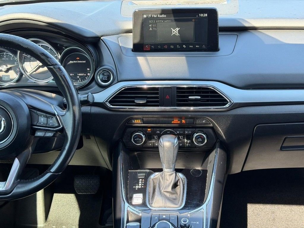 Used 2018 MAZDA CX-9 Touring w/ Touring Premium Package FWD image 10