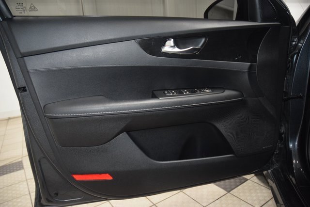 Used 2022 Kia Forte GT-Line w/ GT-Line Premium Package image 44