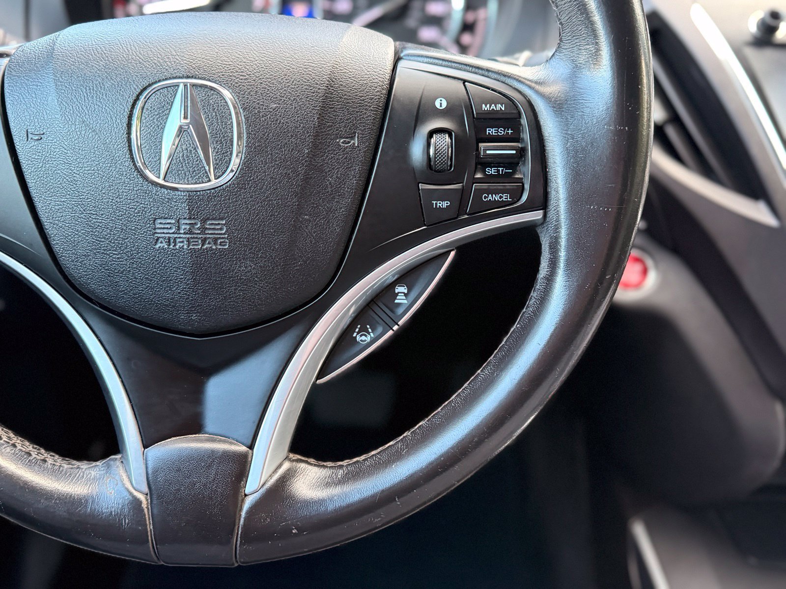 Used 2018 Acura MDX SH-AWD image 26