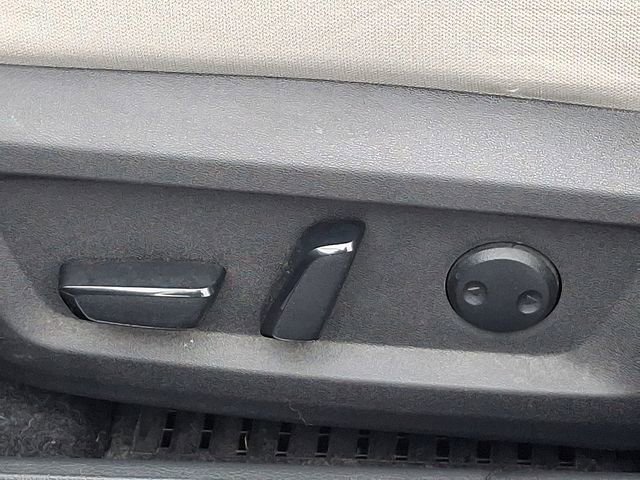 Used 2023 Nissan Rogue SV image 25