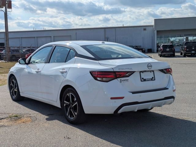 Used 2025 Nissan Sentra SV FWD image 5