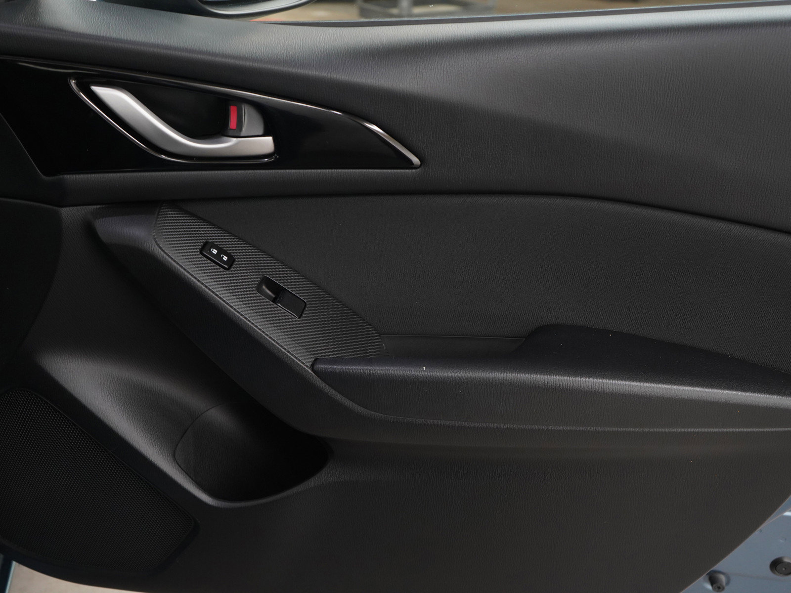 Used 2014 MAZDA MAZDA3 i Touring image 9