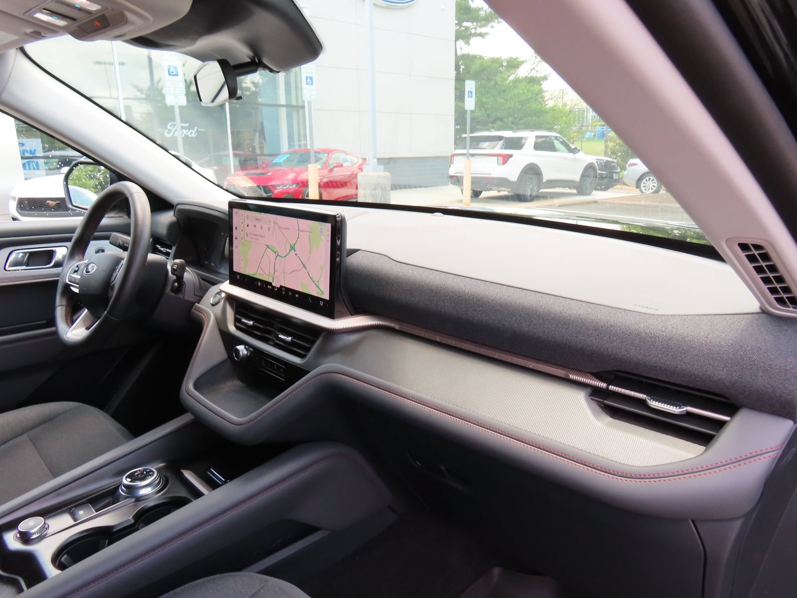 Certified 2025 Ford Explorer Active AWD/4WD image 20