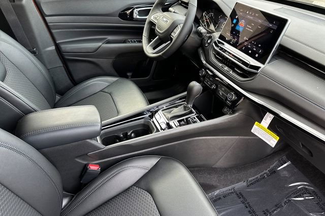 New 2026 Jeep Compass Latitude AWD/4WD image 15