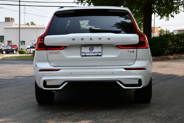 New 2026 Volvo XC60 T8 Plus w/ Climate Package PRO AWD/4WD image 6