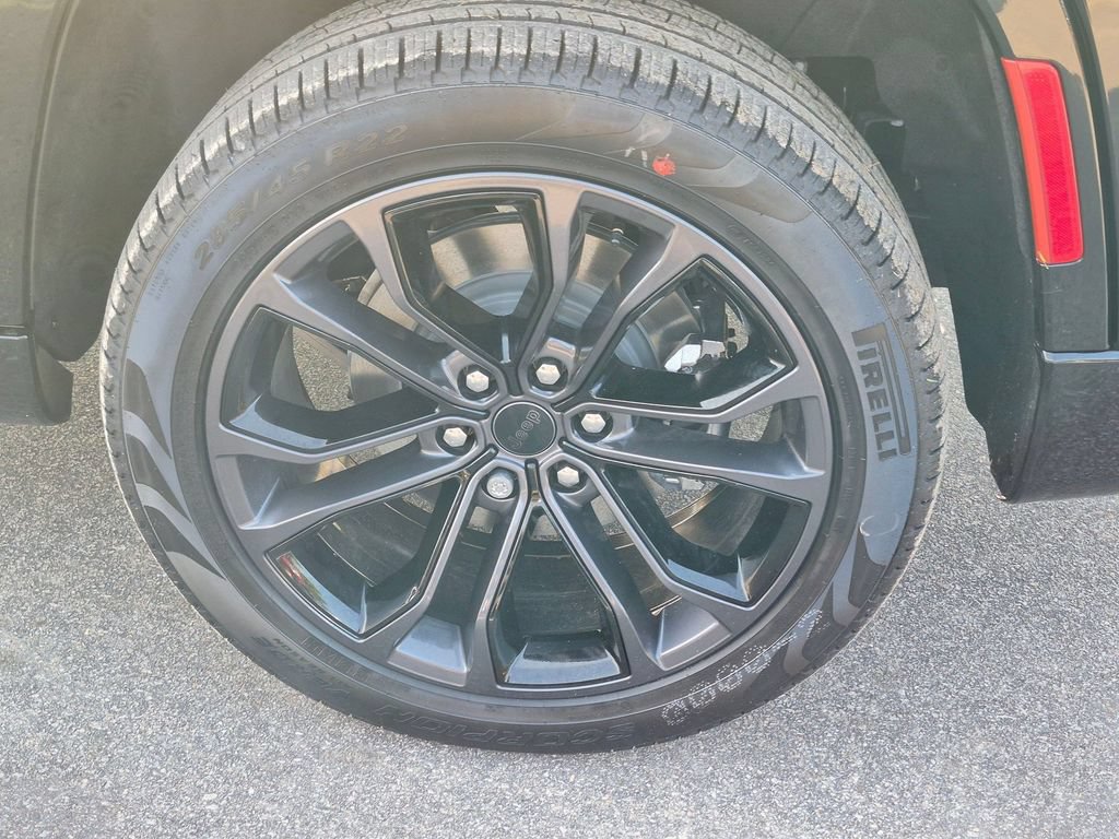 New 2026 Jeep Grand Wagoneer Summit AWD/4WD image 8