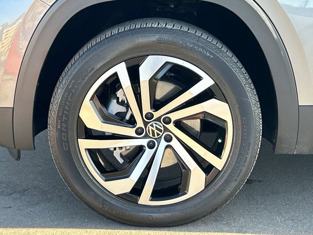 Used 2022 Volkswagen Atlas SEL AWD/4WD image 34