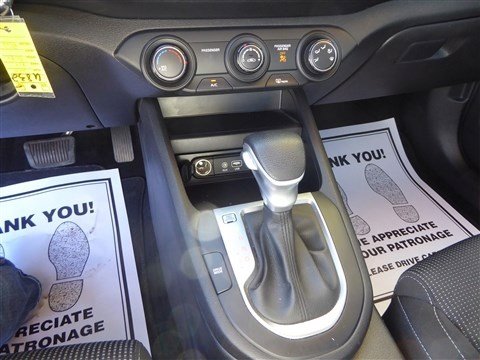 Used 2021 Kia Forte LXS image 15