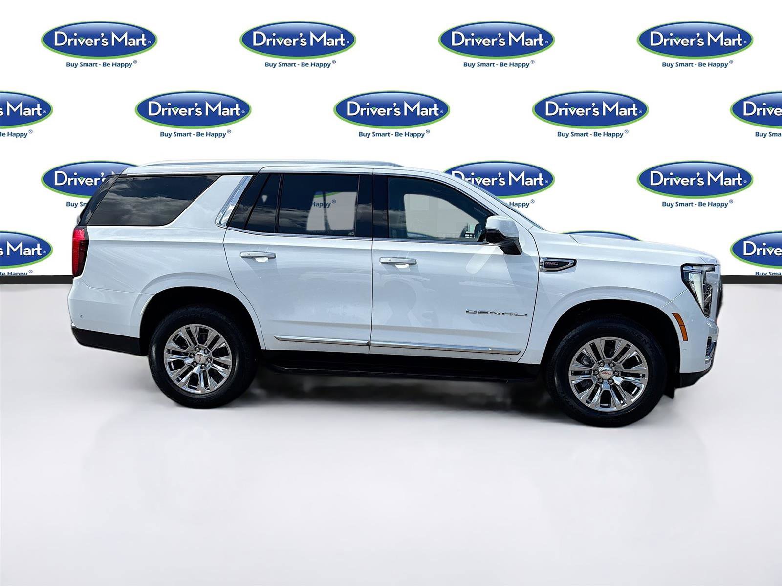 Used 2025 GMC Yukon Denali RWD image 8
