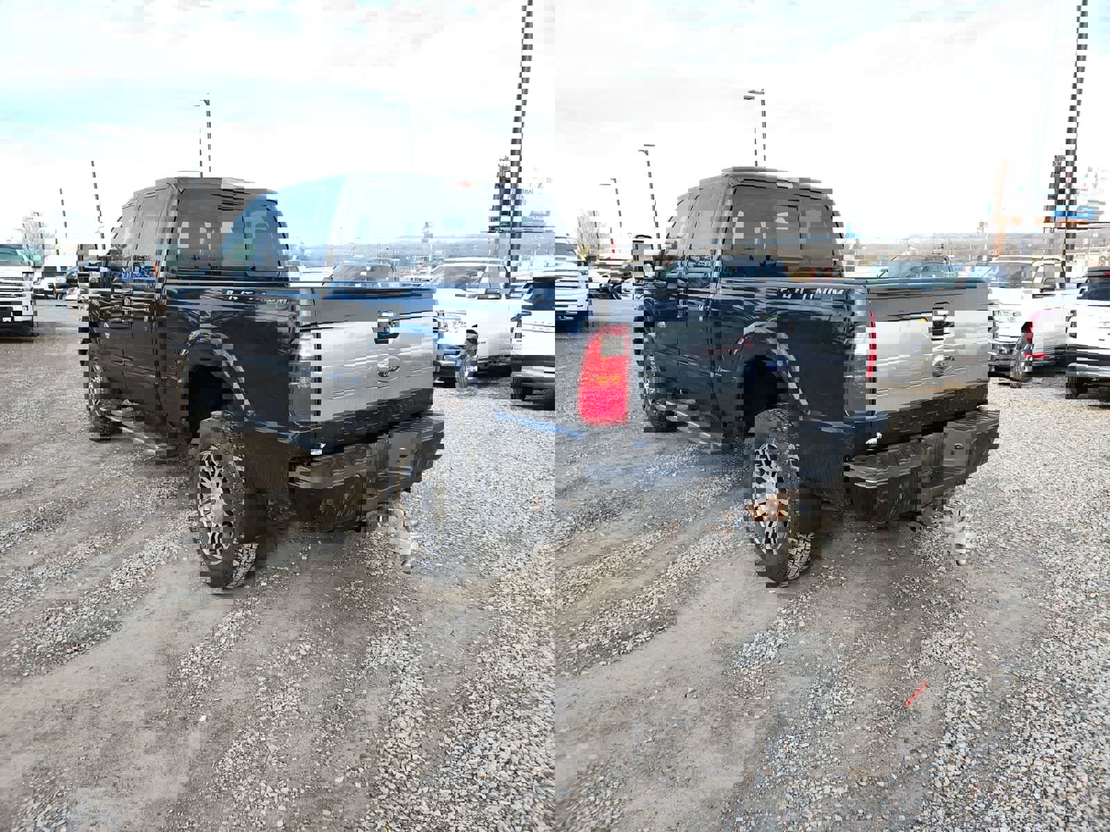 Used 2015 Ford F250 Platinum w/ FX4 Off-Road Package image 3