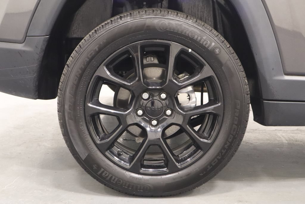 Certified 2022 Jeep Compass Latitude AWD/4WD image 28