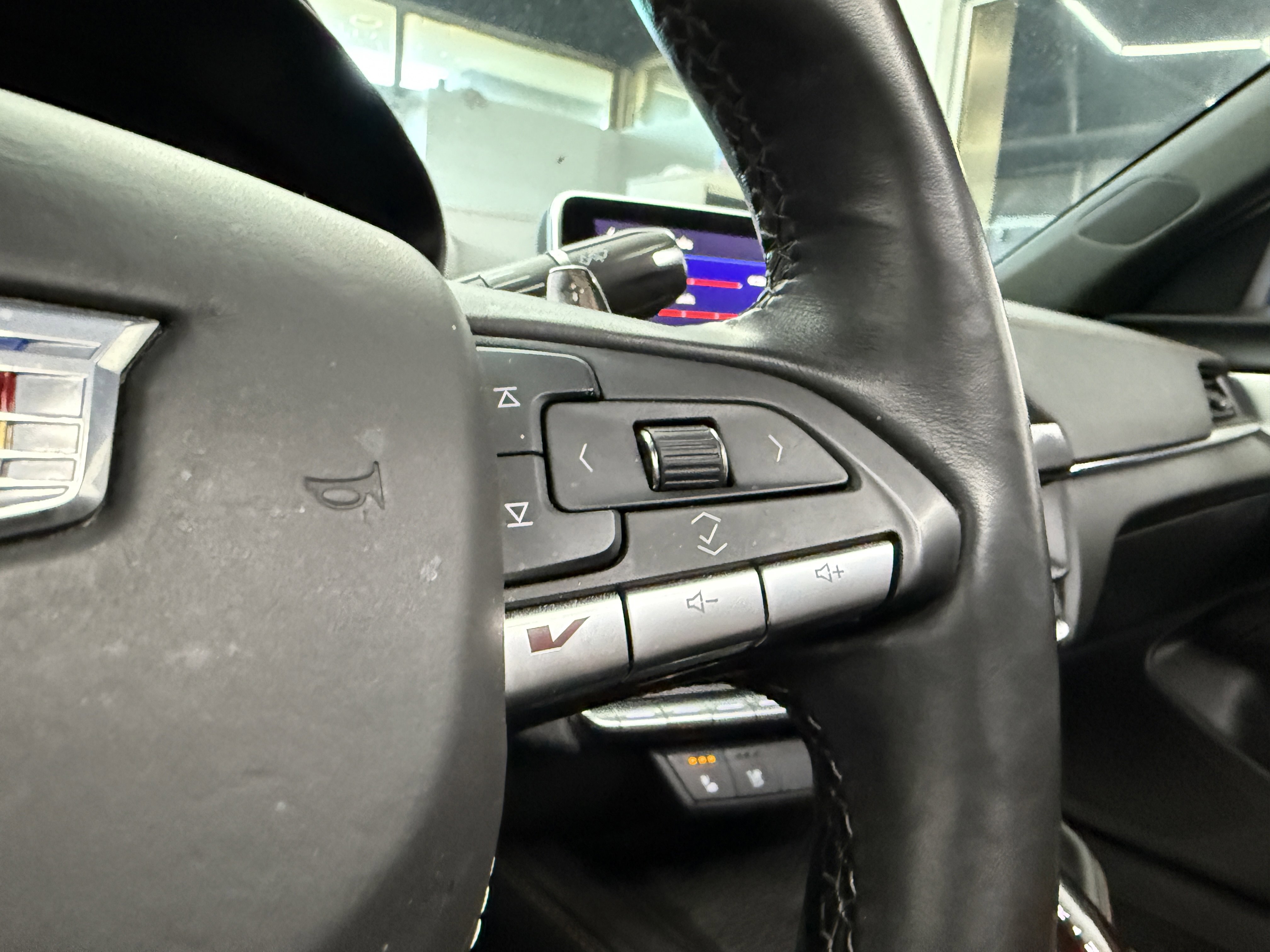 Used 2023 Cadillac CT4 V image 18