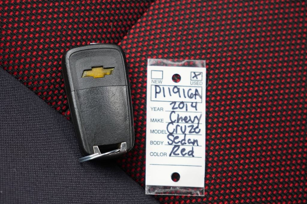 Used 2014 Chevrolet Cruze LT FWD image 29