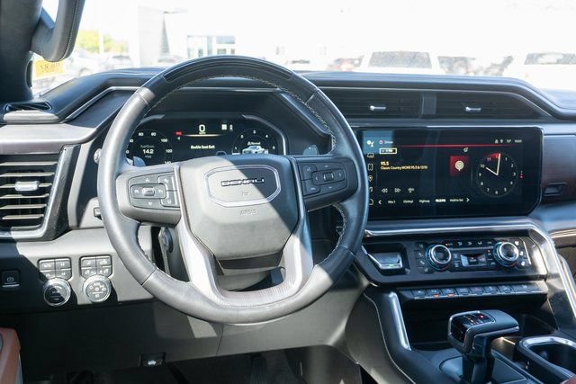 Used 2023 GMC Sierra 1500 Denali Ultimate AWD/4WD image 17