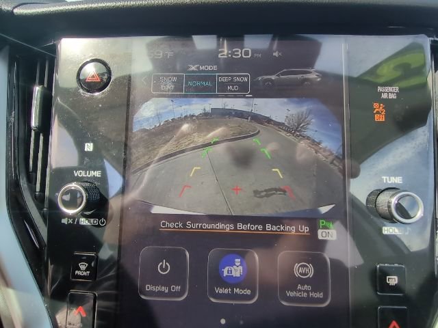 Used 2025 Subaru Outback Onyx Edition AWD/4WD image 25