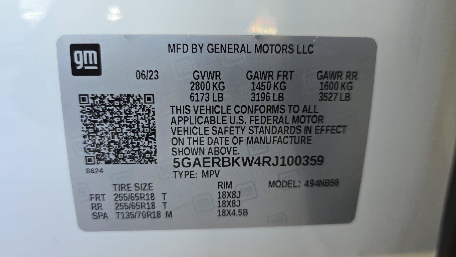 Used 2024 Buick Enclave Essence FWD image 29