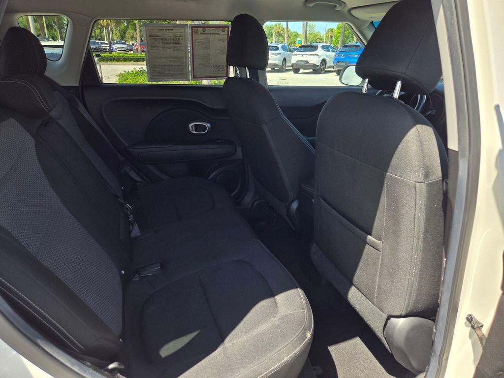 Used 2017 Kia Soul + w/ Designer's Package FWD image 28