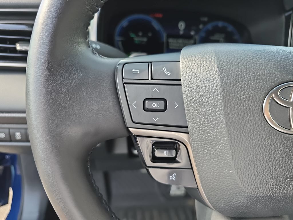 Certified 2025 Toyota Camry XSE AWD/4WD image 21