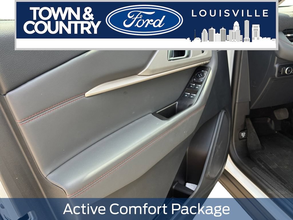 Used 2025 Ford Explorer Active w/ Active Comfort Package AWD/4WD image 10