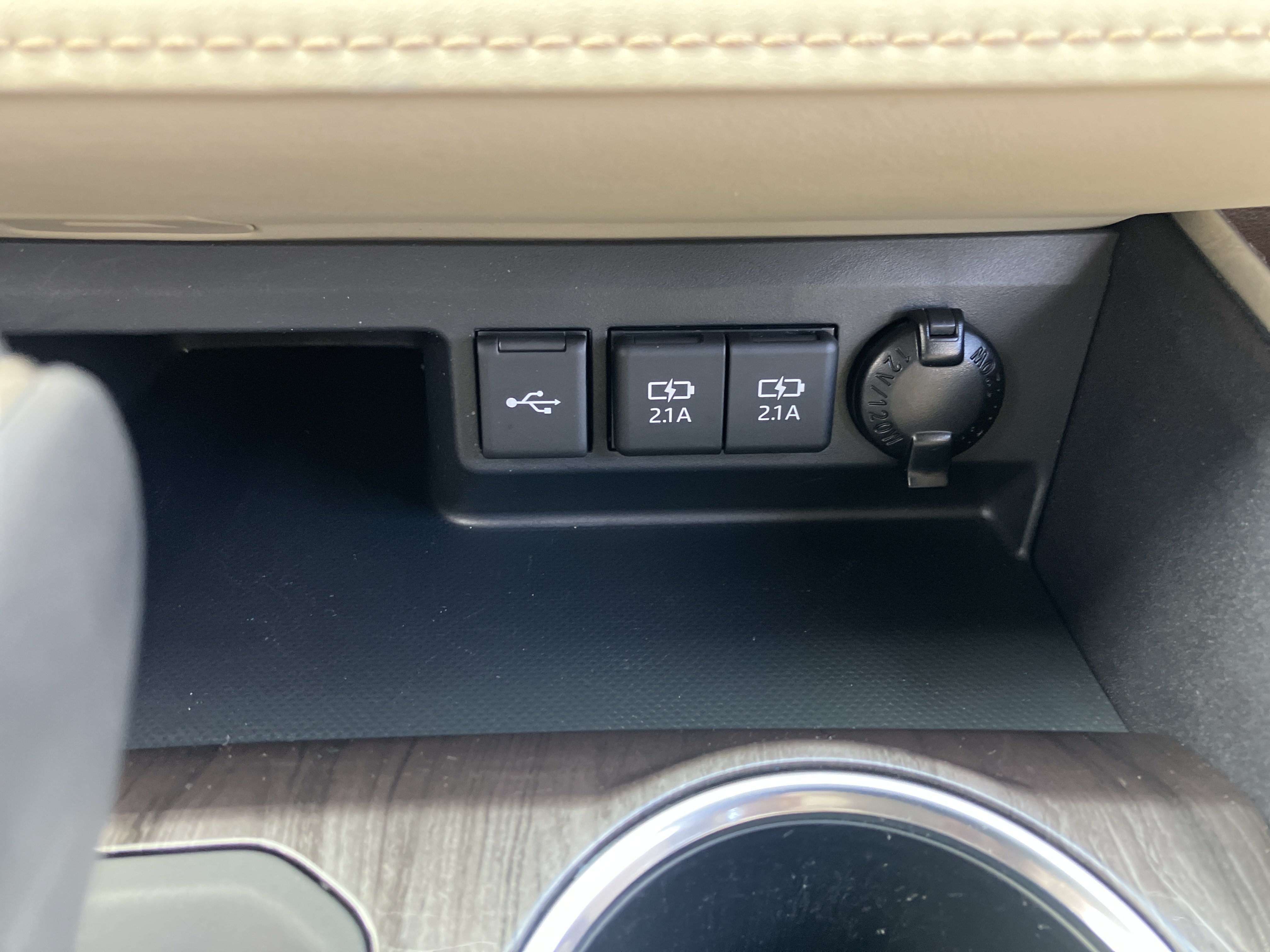 Used 2020 Toyota Highlander Limited AWD/4WD image 29