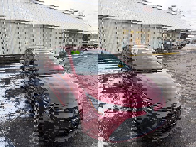 Used 2024 Toyota Corolla LE image 5