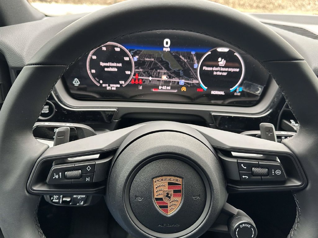 Certified 2026 Porsche Cayenne AWD/4WD image 21