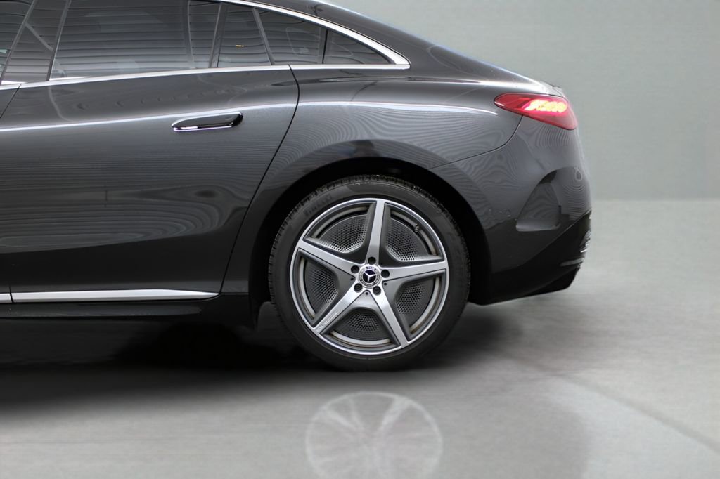 Used 2023 Mercedes-Benz EQE 350+ Sedan image 13