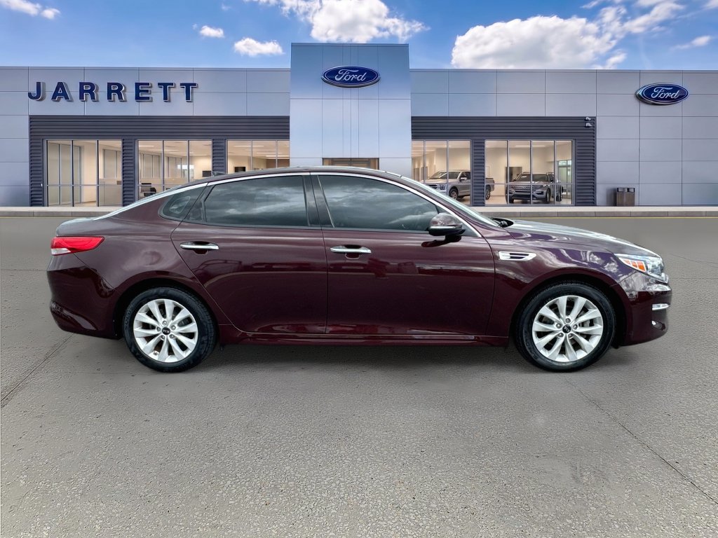 Used 2018 Kia Optima EX w/ Premium Package FWD image 8