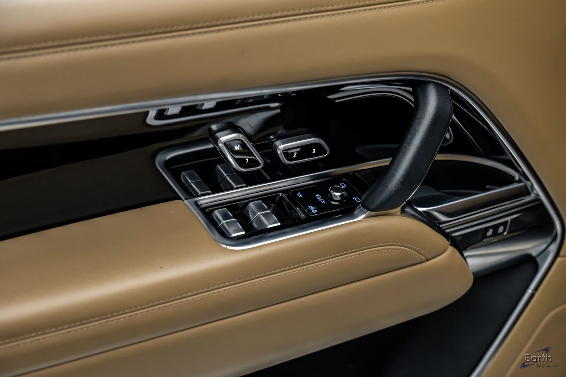 Used 2023 Land Rover Range Rover SE image 79