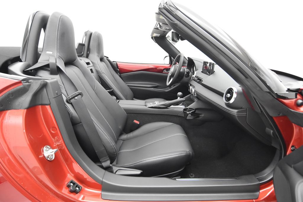 New 2026 MAZDA MX-5 Miata Grand Touring w/ Weather Package RWD image 26