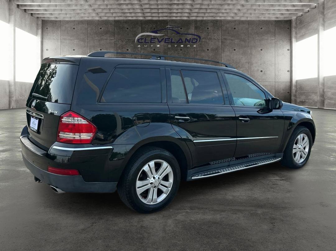 Used 2009 Mercedes-Benz GL 450 4MATIC image 3